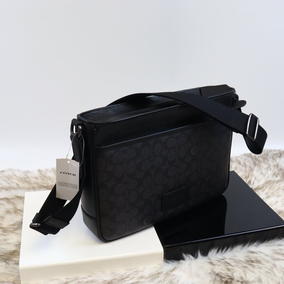 NWT (+ Video Listing)  Coach District Signature Canvas Crossbody Bag Men's CV761 - Picture 4 of 15